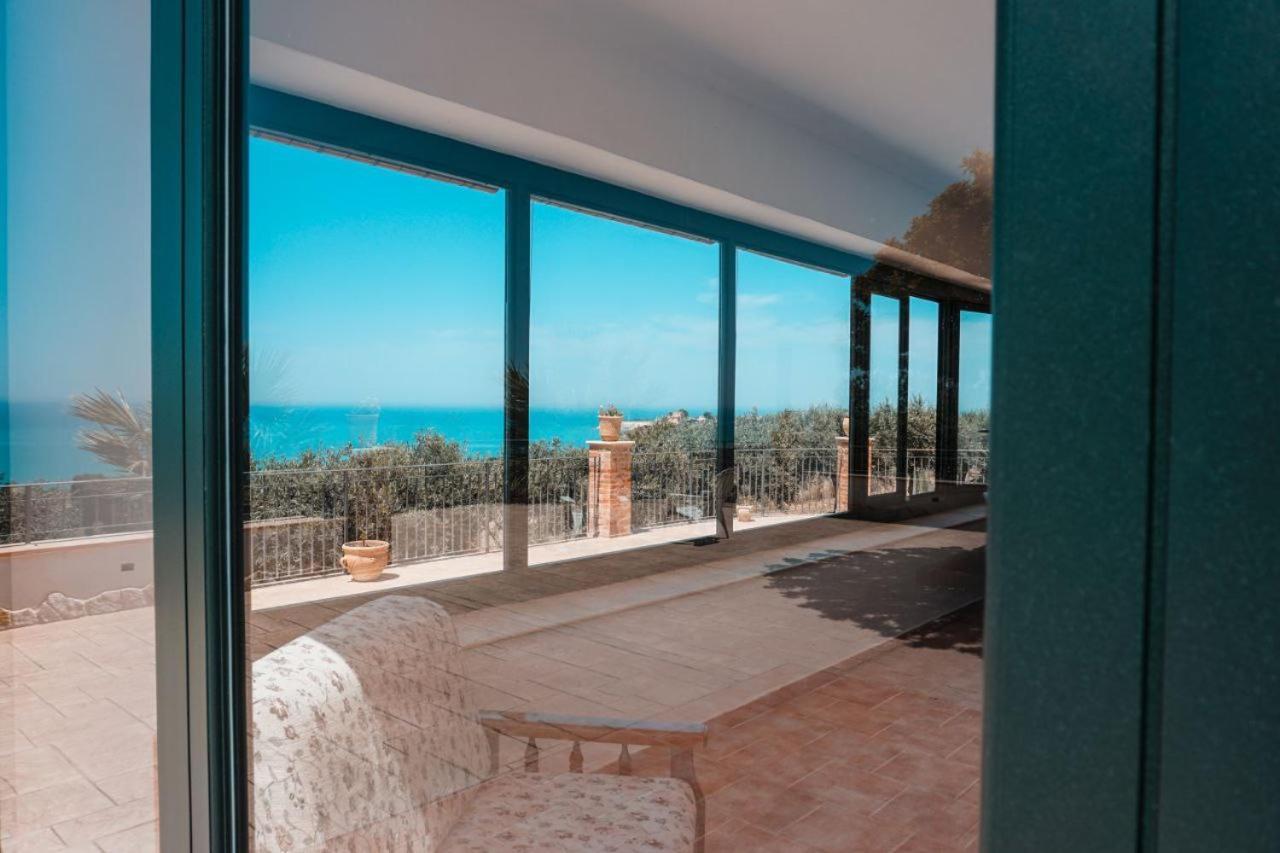 Villa Il Casale Di Bovo Marina Montallegro Habitación foto